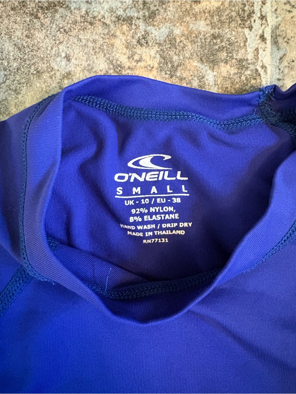 O’Neill Rash Guard - Picture 3 of 8